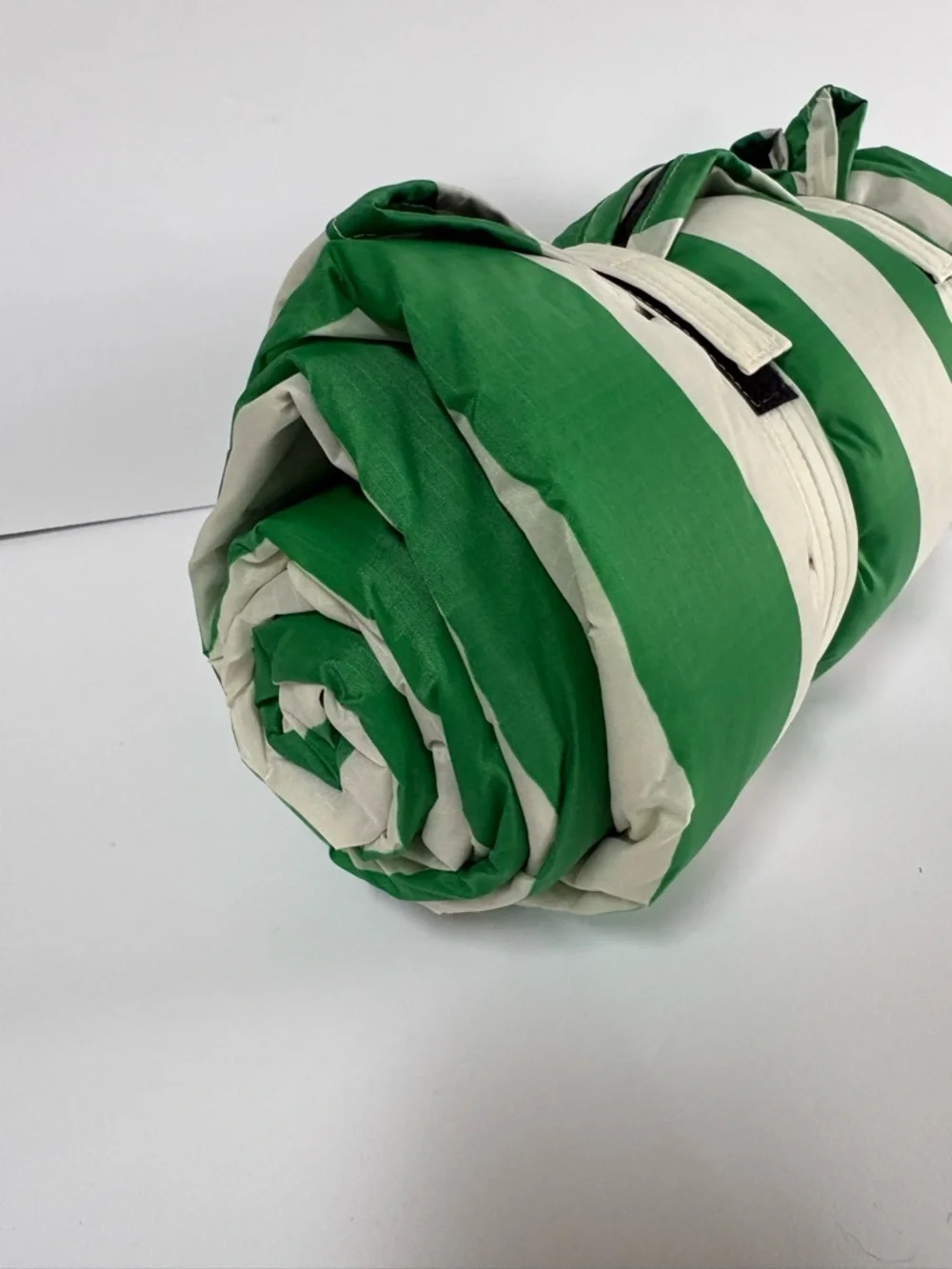 NWOT BAGGU Puffy Picnic Blanket-  Green Painted Stripe pattern